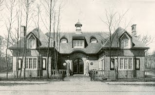 Garage De Kieviet (Mutters, 1915) gesloopt in april
1990